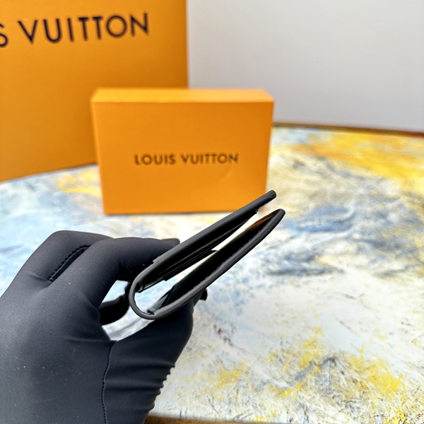 LVコピーウォレット角部分ディテール